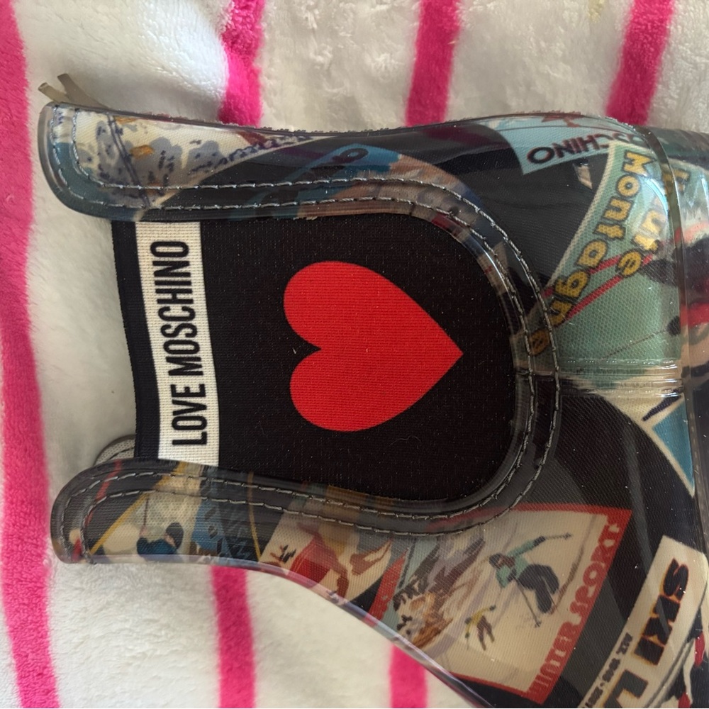 Love Moschino Graphic Rain Boots - Picture 6 of 9